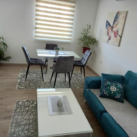 Apartman Vrbas Sa Podzemnom Garazom Banja Luka Exterior foto