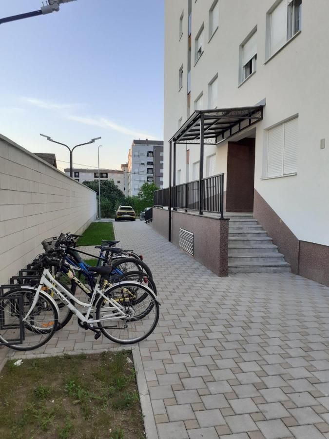 Apartman Vrbas Sa Podzemnom Garazom Banja Luka Exterior foto
