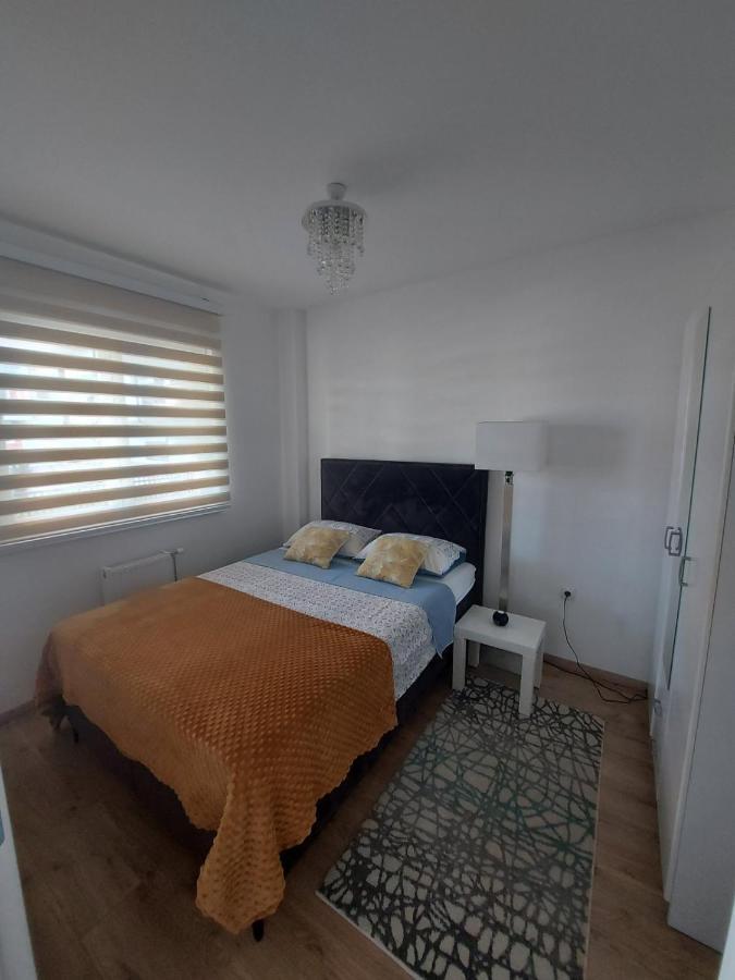 Apartman Vrbas Sa Podzemnom Garazom Banja Luka Exterior foto