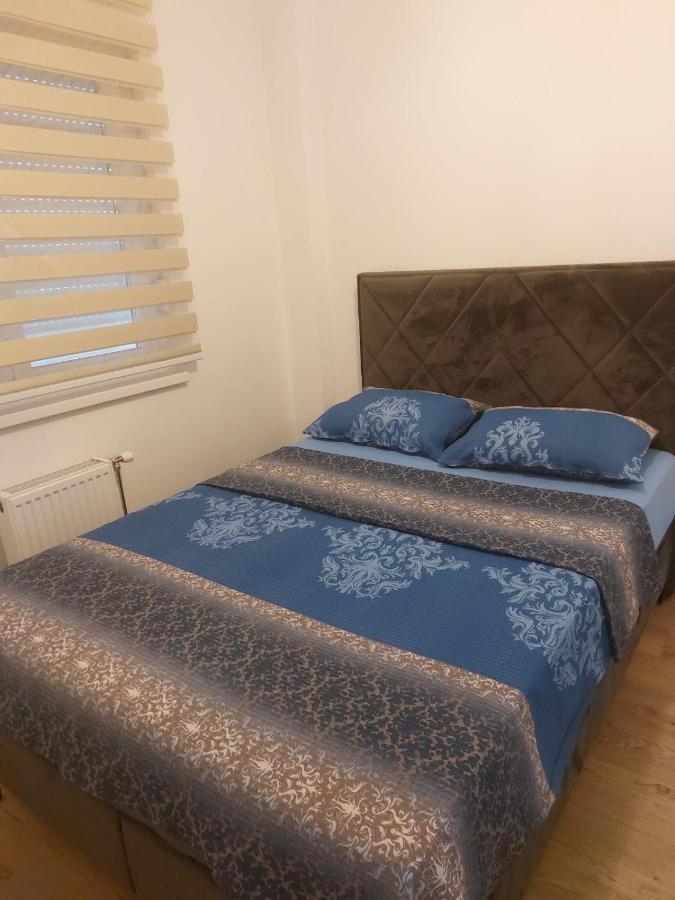 Apartman Vrbas Sa Podzemnom Garazom Banja Luka Exterior foto